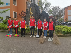 麻江縣糧食購銷公司黨支部 開展志愿服務(wù)進(jìn)社區(qū)主題黨日活動(dòng)